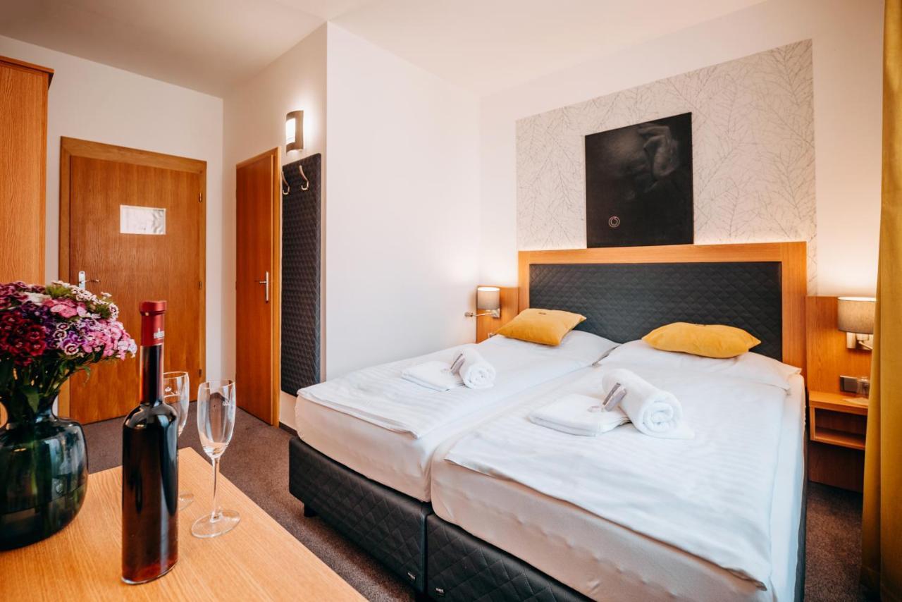 Hotel Klika Ceske Budejovice Eksteriør bilde